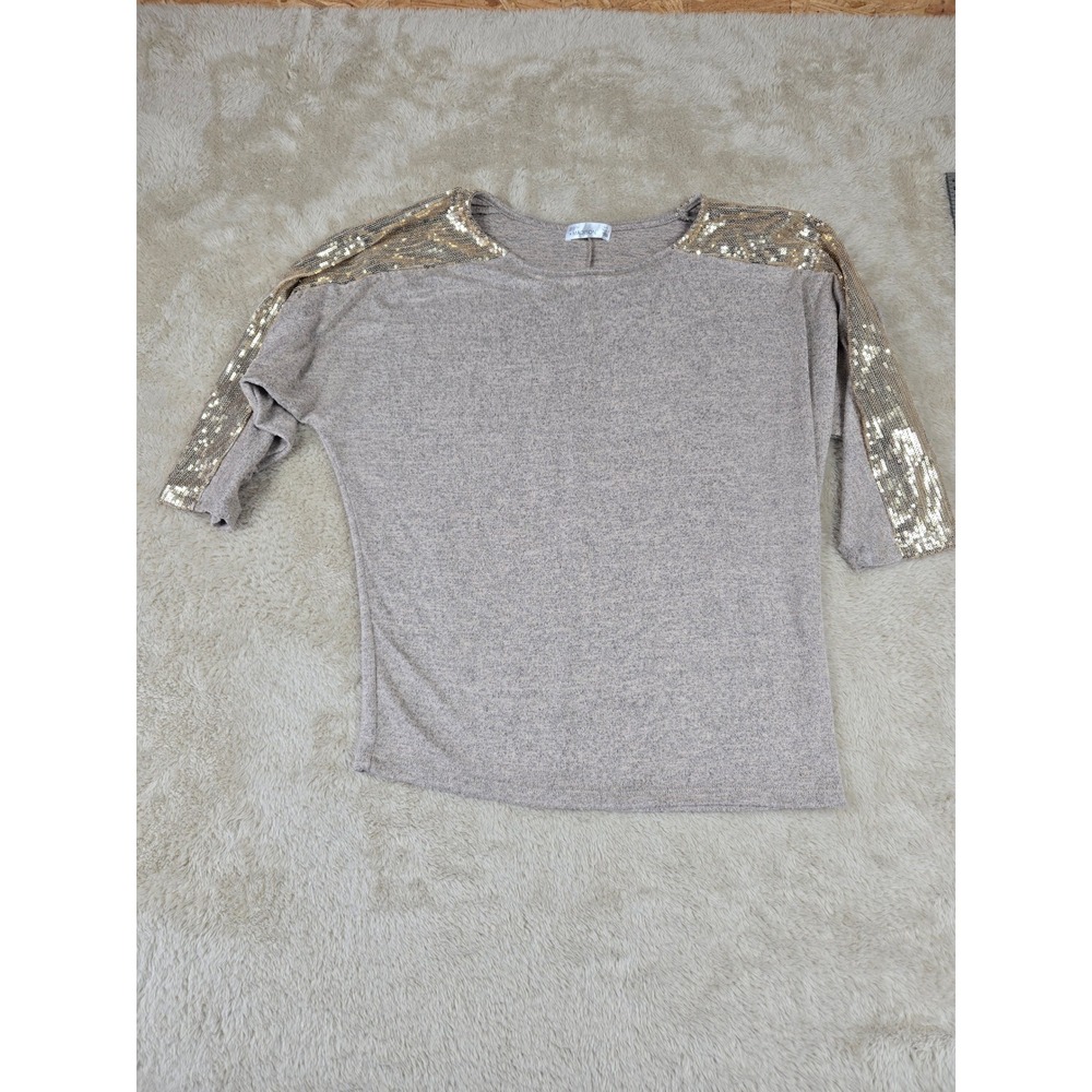 89th + Madison Women's Taupe Sequin Shoulder 3/4 Sleeve Top‎ Large